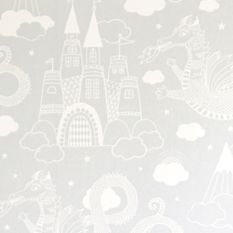 Dragon sky – pilka