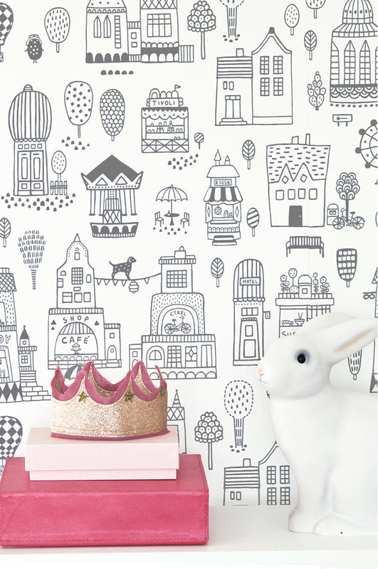 Little town – juoda