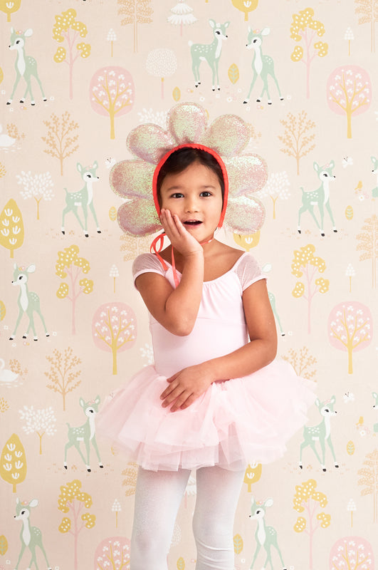 Golden woods – sweet pink