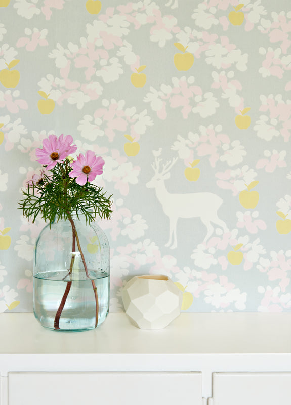 Apple Garden – pilka