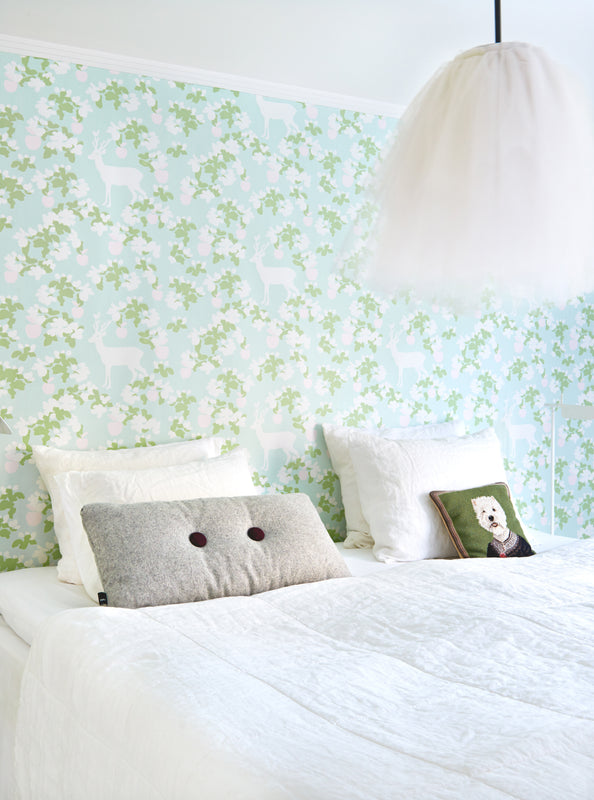 Apple Garden – pilka