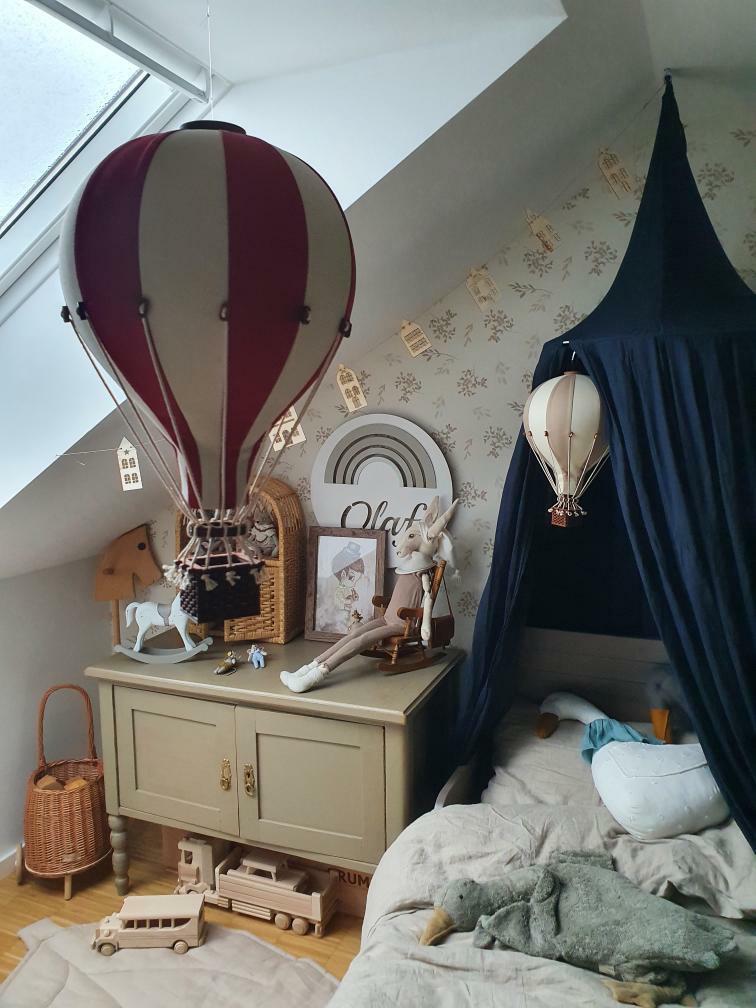 Pakabinamas dekoratyvinis oro balionas LIGHT BROWN/ BURGUNDY